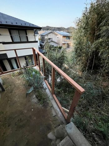 ウッドフェンス施工中写真