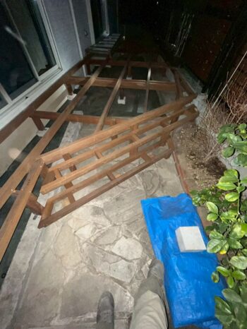 ウッドデッキ施工中