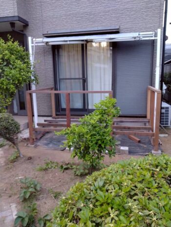 施工中ウッドデッキ